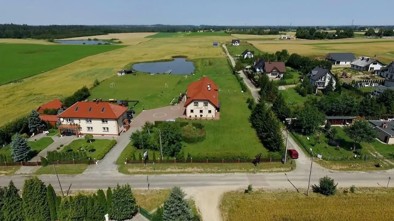 Agro Nad Stawem Farm stay